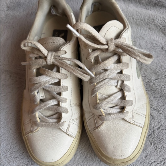 Veja Campo Leather White Matcha - Picture 3 of 10
